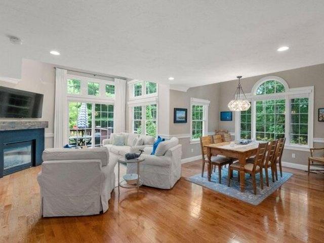 Condo for sale in Mashpee, Massachusetts