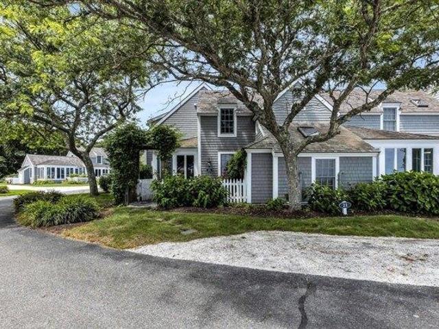 Condo for sale in Mashpee, Massachusetts
