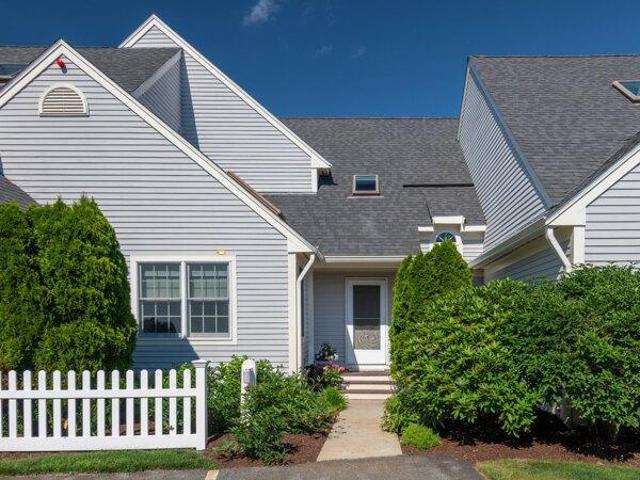 Condo for sale in Mashpee, Massachusetts