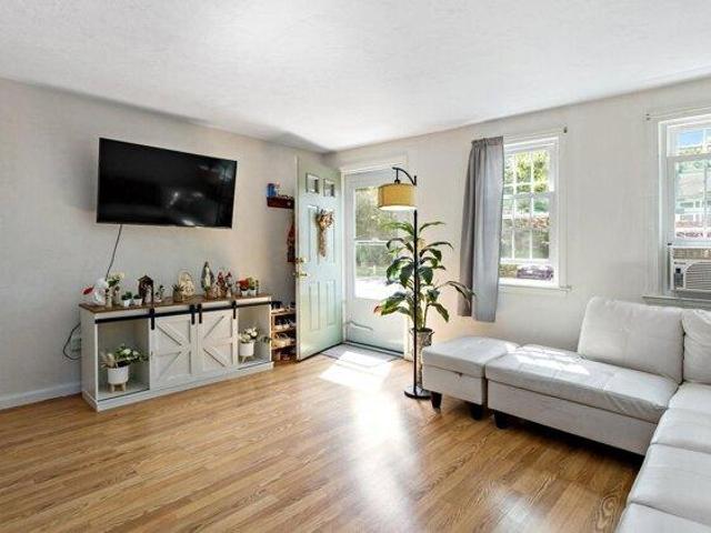Condo for sale in Mashpee, Massachusetts