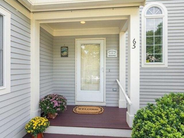 Condo for sale in Mashpee, Massachusetts