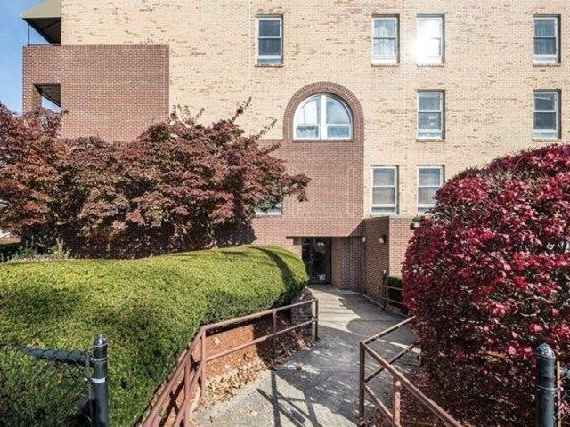 Condo for sale in Old Ship Street Historic District, Medford