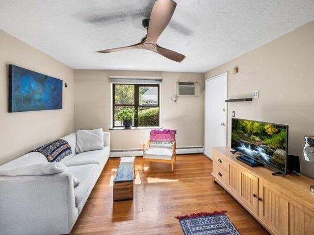 Condo for sale in Old Ship Street Historic District, Medford