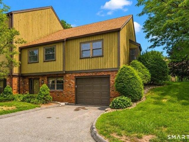 Condo for sale in Meriden, Connecticut