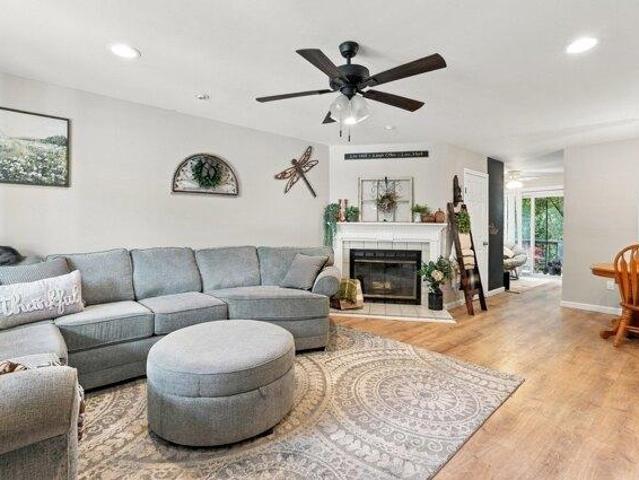 Condo for sale in Merrimack, Hillsborough County