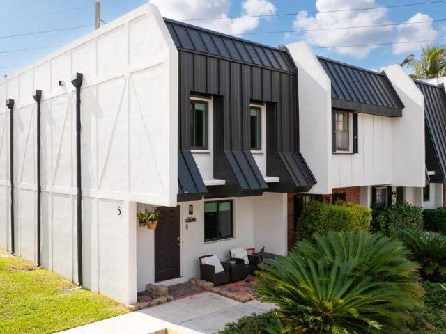 Condo for sale in Miami, Florida