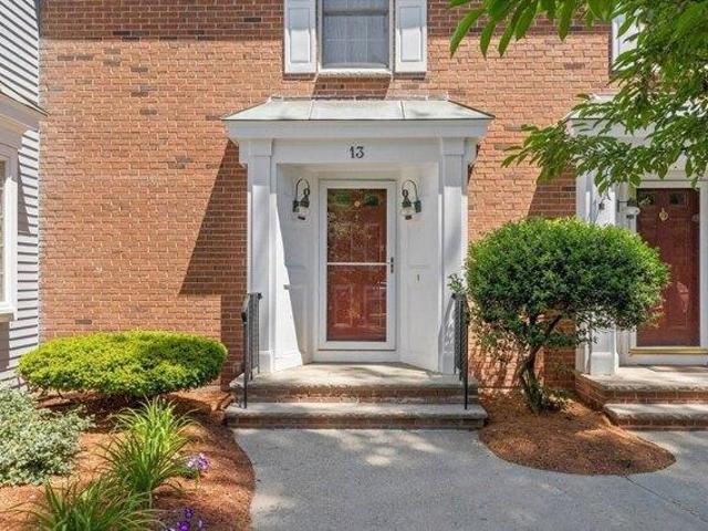Condo for sale in Middleton, Massachusetts
