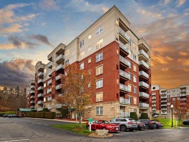 Condo for sale in Middleton, Massachusetts