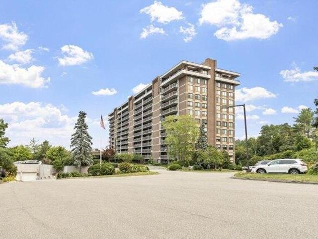 Condo for sale in Middleton, Essex County