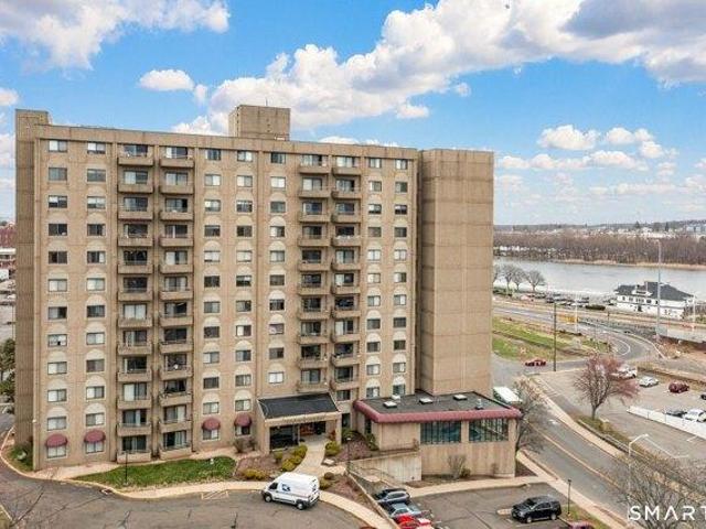 Condo for sale in Middletown, Connecticut