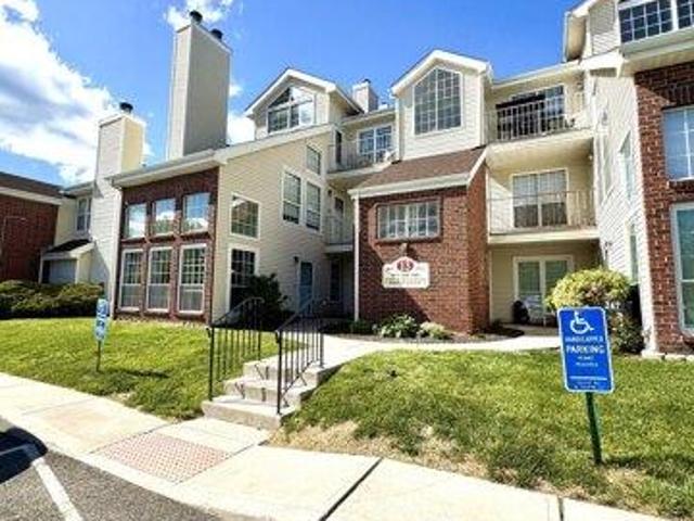 Condo for sale in Middletown, Connecticut