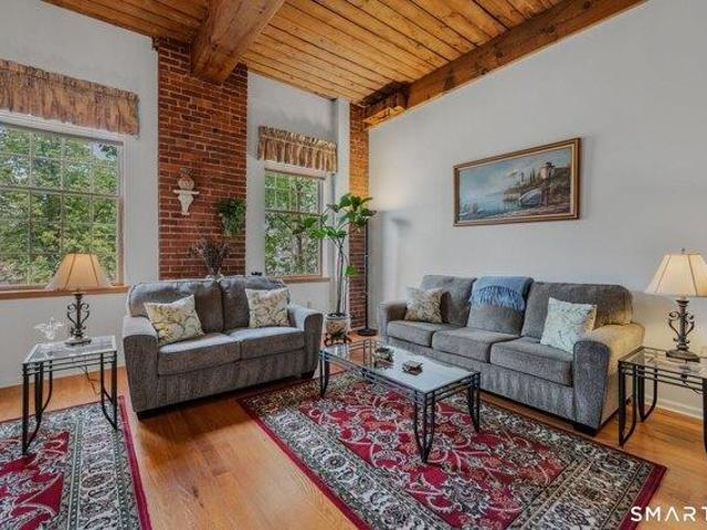 Condo for sale in South Farms, Middletown