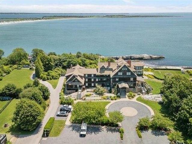Condo for sale in Easton's Point, Middletown