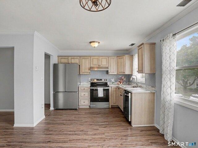 Condo for sale in Milford, Connecticut