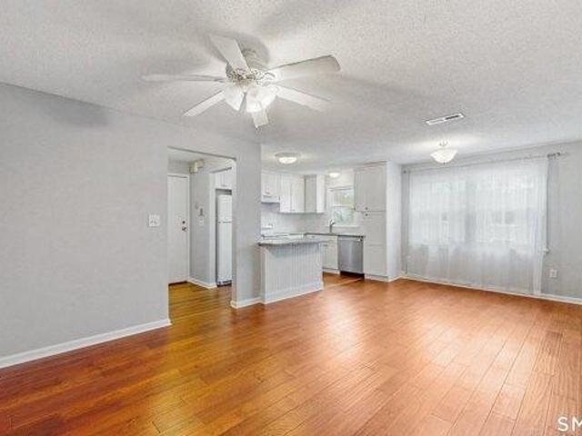 Condo for sale in Milford, Connecticut