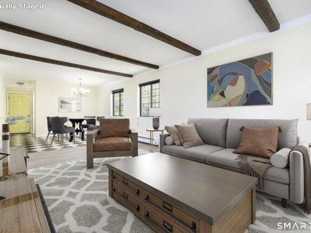 Condo for sale in Milford, South Central Connecticut Planning Region