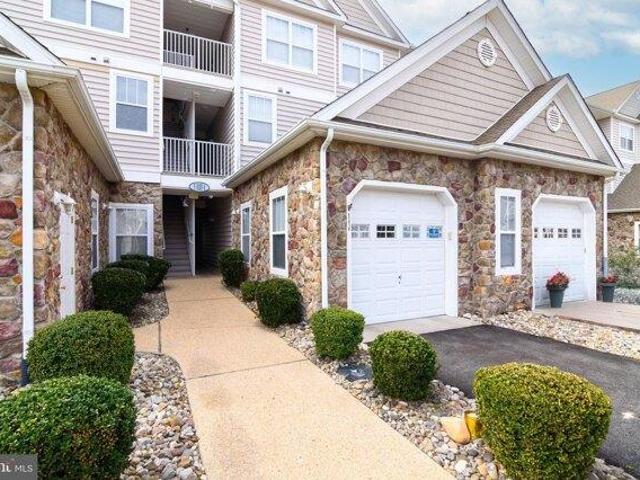Condo for sale in Milford