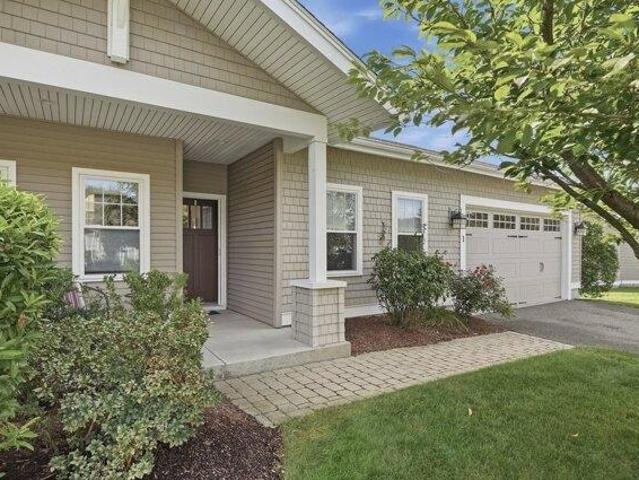 Condo for sale in Walden Woods, Milford
