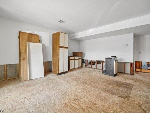Condo for sale in Millburn, New Jersey