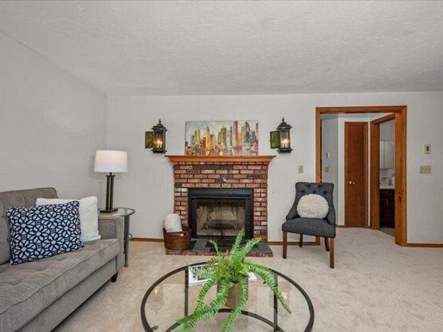 Condo for sale in Paul Revere Village, Millbury