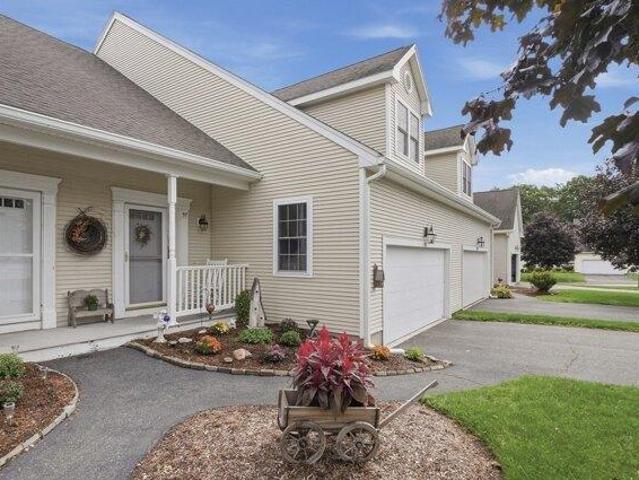 Condo for sale in Millbury, Worcester County