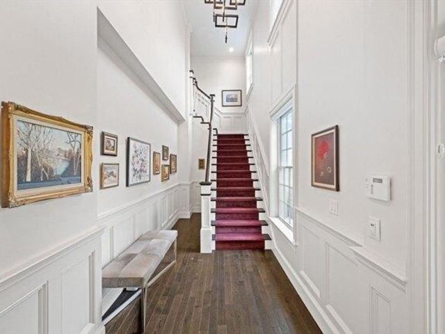 Condo for sale in Milton, Massachusetts