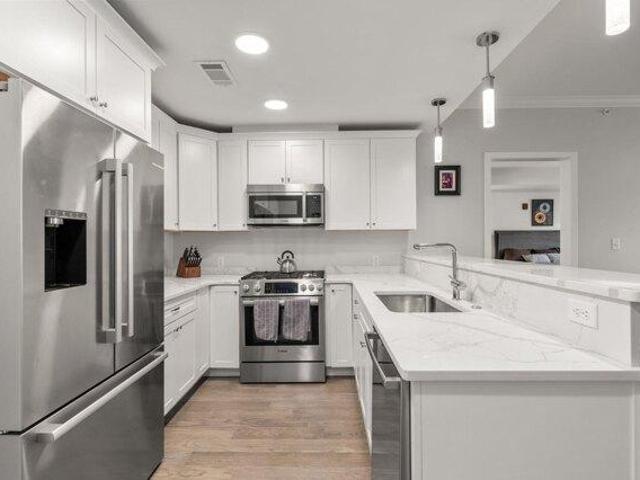 Condo for sale in Milton Village, Milton