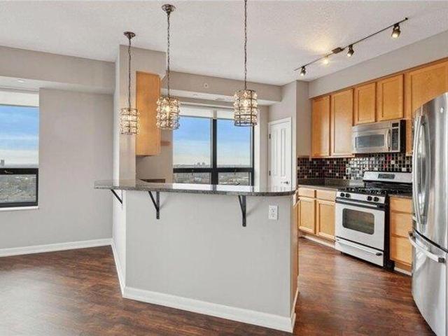 Condo for sale in Hennepin, Minnesota