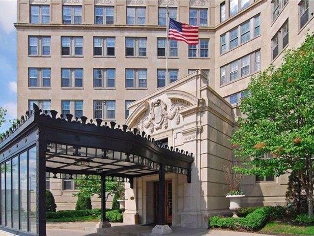 Condo for sale in Hennepin, Minnesota