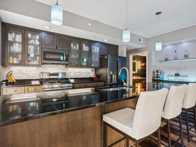 Condo for sale in Hennepin, Minnesota