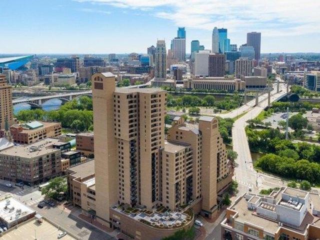 Condo for sale in Hennepin, Minnesota