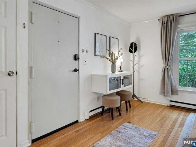 Condo for sale in Montclair, Essex County