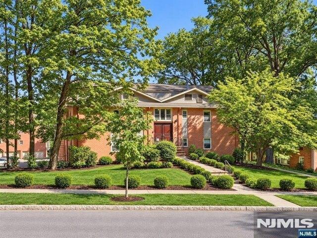 Condo for sale in Montclair, Essex County