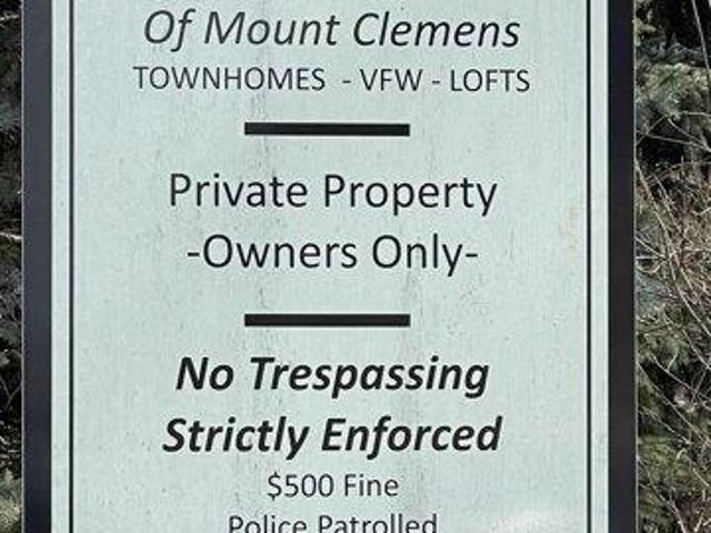 Condo for sale in Mount Clemens