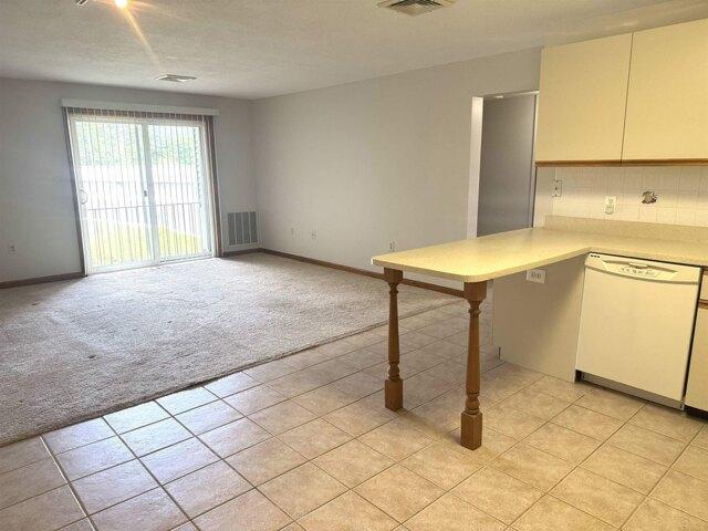 Condo for sale in Millstone Village, Nashua