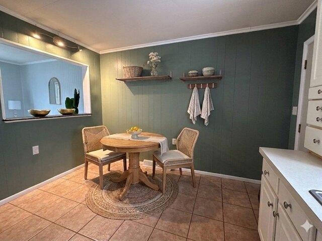Condo for sale in Bristol, Massachusetts