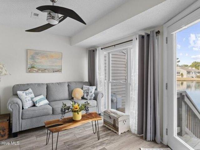 Condo for sale in New Bern