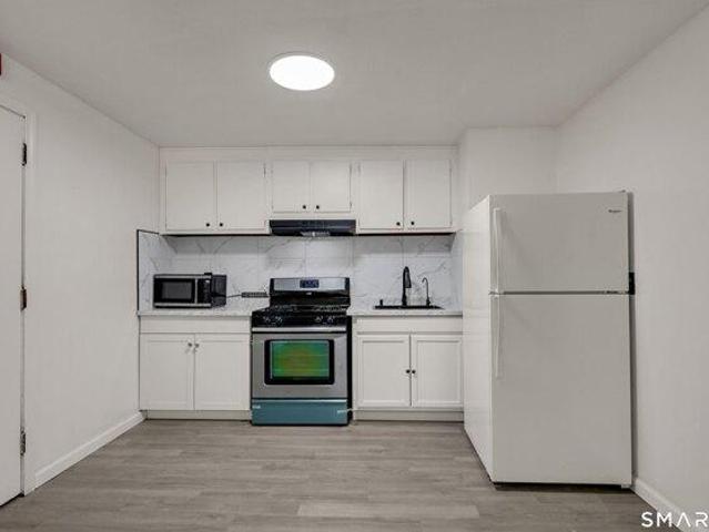 Condo for sale in New Britain, Connecticut