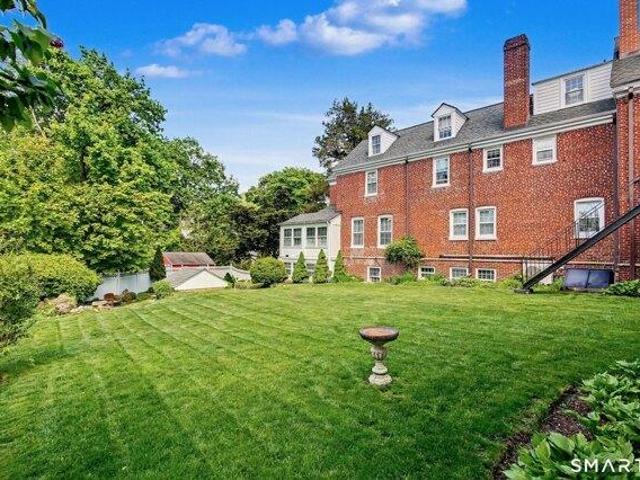Condo for sale in New Canaan, Western Connecticut Planning Region
