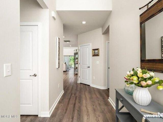 Condo for sale in Cream Ridge, New Jersey