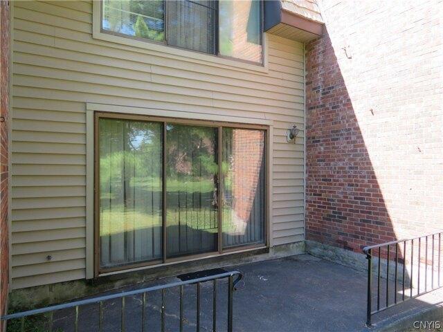 Condo for sale in Oneida, New York
