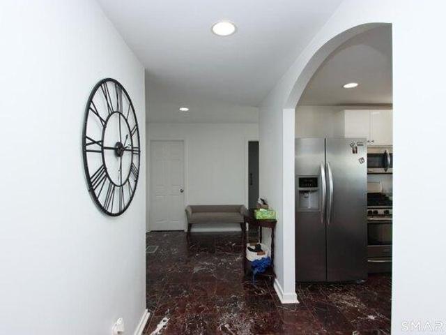 Condo for sale in New Haven, Connecticut
