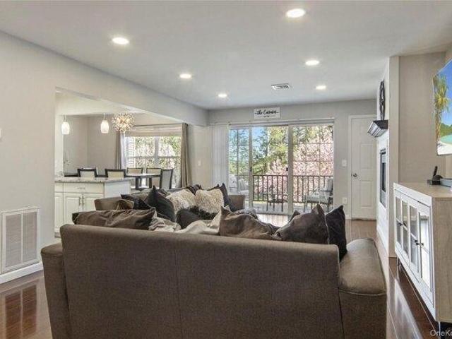 Condo for sale in Blooming Grove, New York