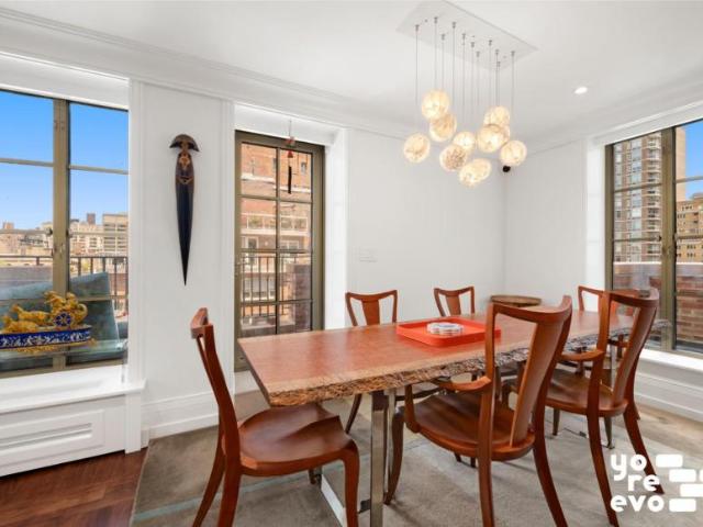 Condo for sale in Arverne, New York