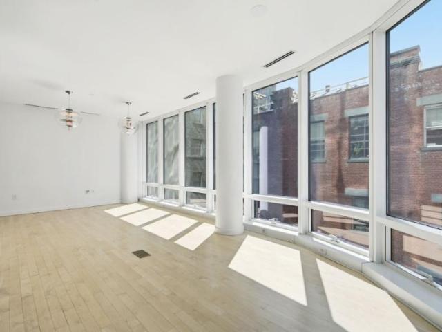 Condo for sale in Arverne, New York