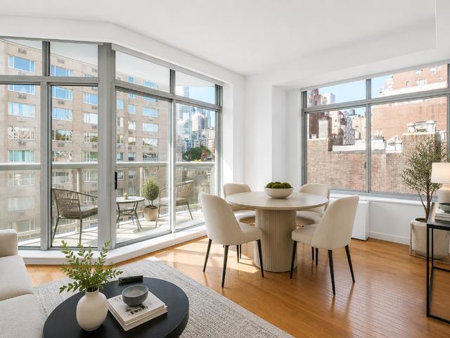 Condo for sale in Arverne, New York