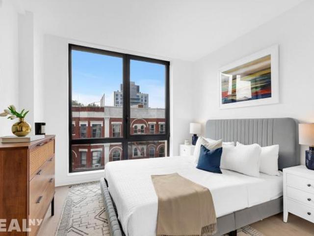 Condo for sale in Arverne, New York