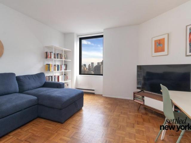 Condo for sale in Arverne, New York