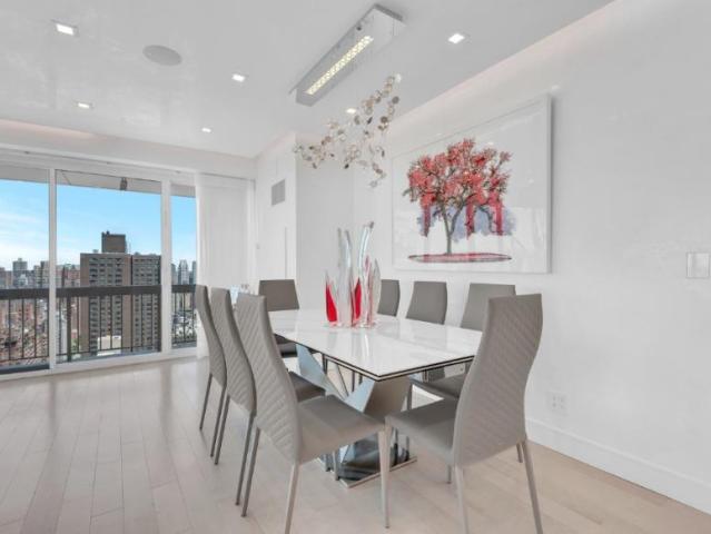 Condo for sale in Arverne, New York