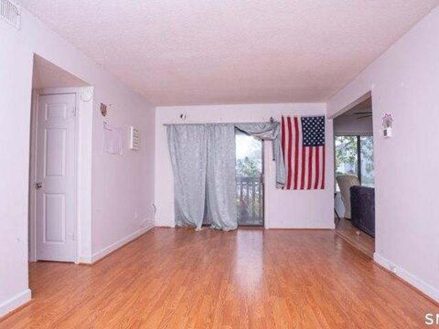 Condo for sale in Newington, Capitol Planning Region